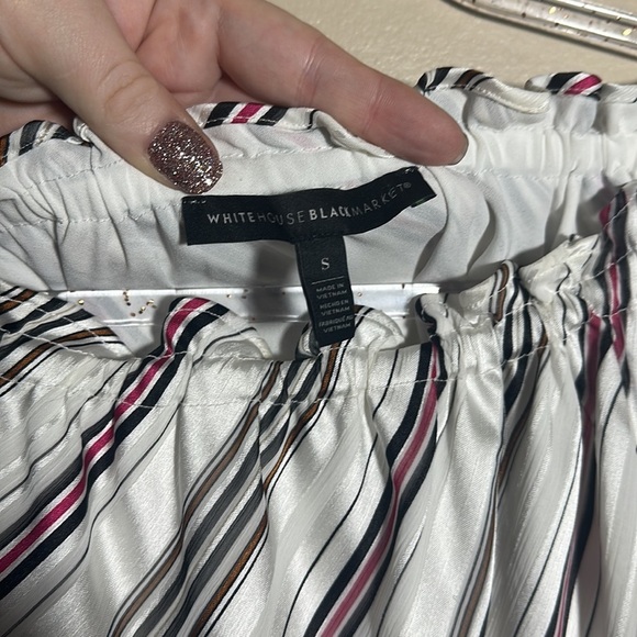 White House Black Market Silky‎ Off Shoulder Striped Top | Small - Picture 3 of 5